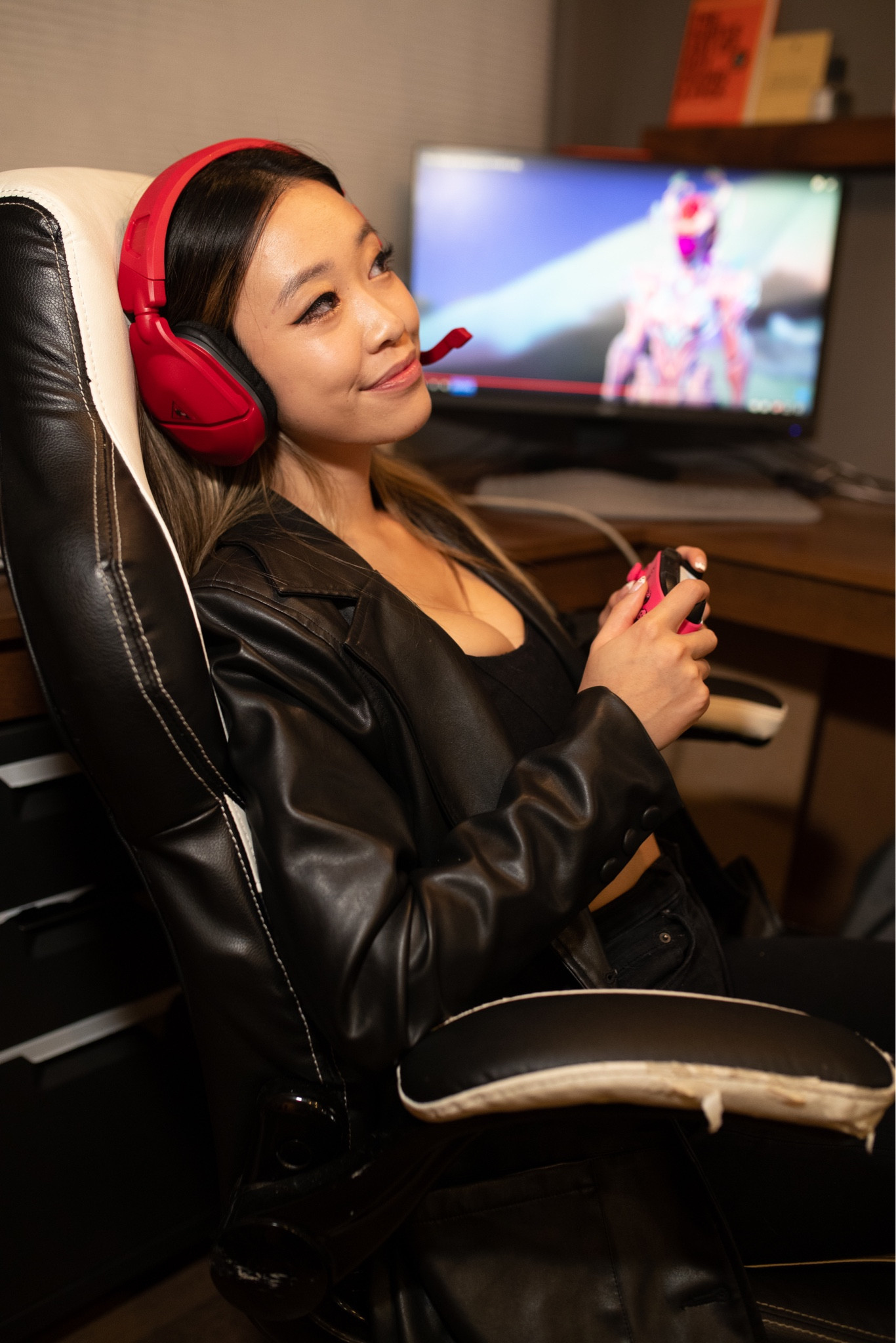 The school year is just around the corner, and it's time to start thinking about upgrading your tech. If you're still using a laptop or tablet that's a few years old, it might be time to consider switching to an iPad.

iPads are perfect for students of all ages. They're lightweight and portable, so you can easily take them with you to class, the library, or on a field trip. They also have a long battery life, so you can stay connected all day long.

If you're looking for a great deal on an iPad, be sure to check out my LTK @jessicacarrielee. I've curated a selection of the best iPad deals from a variety of retailers, so you can be sure to find the perfect iPad for your needs and budget.

Here are just a few of the iPad deals you can find on my LTK:

iPad Pro 12.9-inch (2022) 128GB for $999 at apple 

iPad (2021) 32GB for $299 at Walmart 

Apple iPad mini 6 (2021) 64GB for $399

Best Buy Open box iPad $1300 1TB 

#LTKxPrime #LTKU #LTKGiftGuide