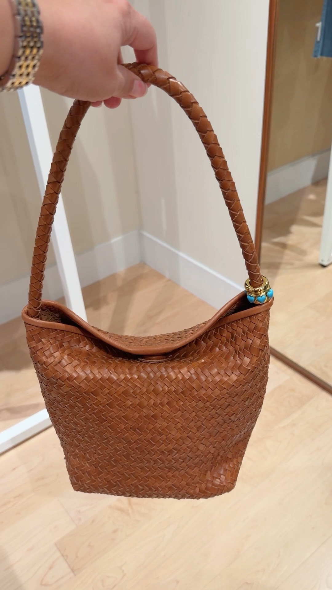 Loving the woven bag collection at Madewell, especially this shoulder bag! This burnt sienna color is so versatile and so pretty for spring and summer! Such a gorgeous color and a great everyday style for casual outfits and workwear. Lots of other sizes, styles and colors in this woven collection and they’re all beautiful! 

#LTKTravel #LTKWorkwear #LTKOver40