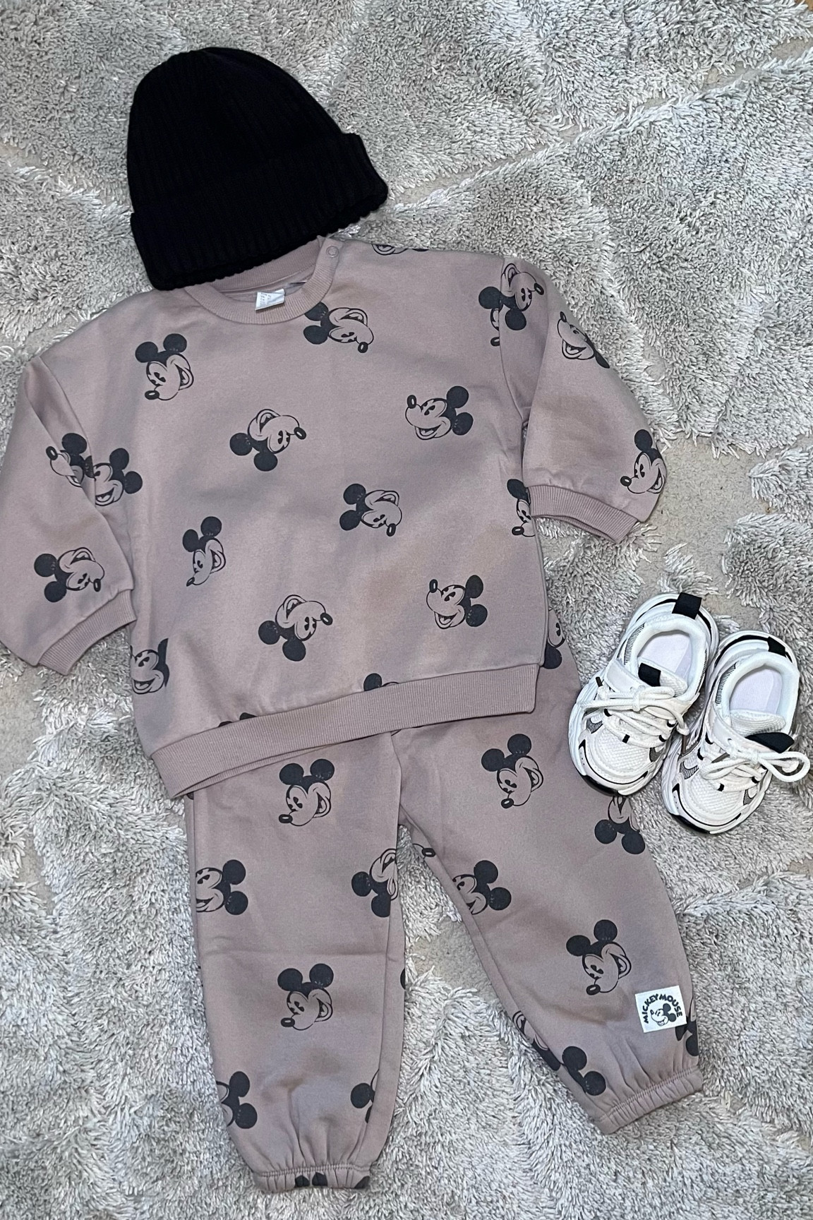 Baby toddler sweatsuit 
Outfit inspiration inspo clothes
Mickey character 
Neutral
Winter sneakers athletic 
H&M shein

#LTKKids #LTKBaby #LTKFamily