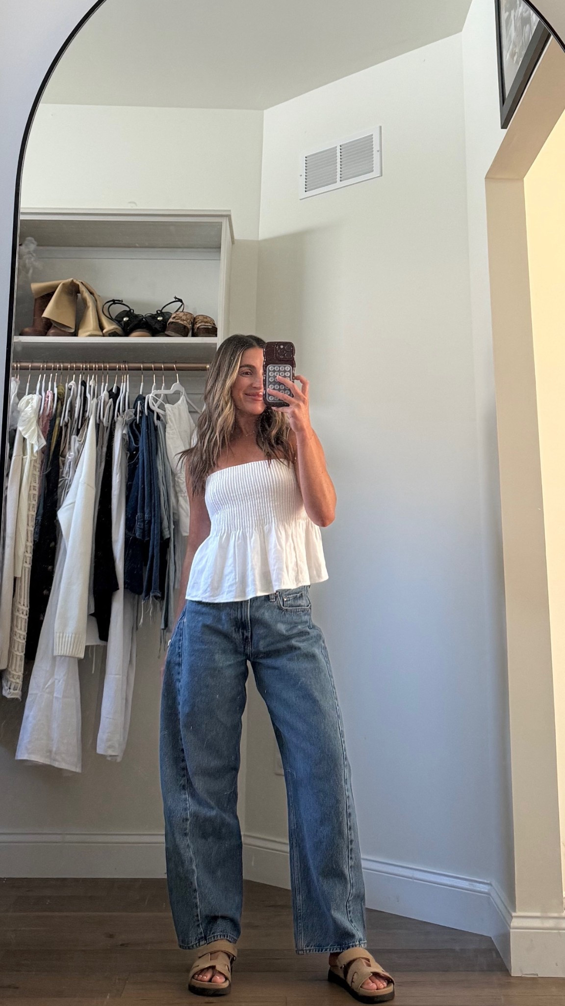 outfit of the day! I’m 5’2” in XS top + 25w reg length jeans 

#LTKSeasonal