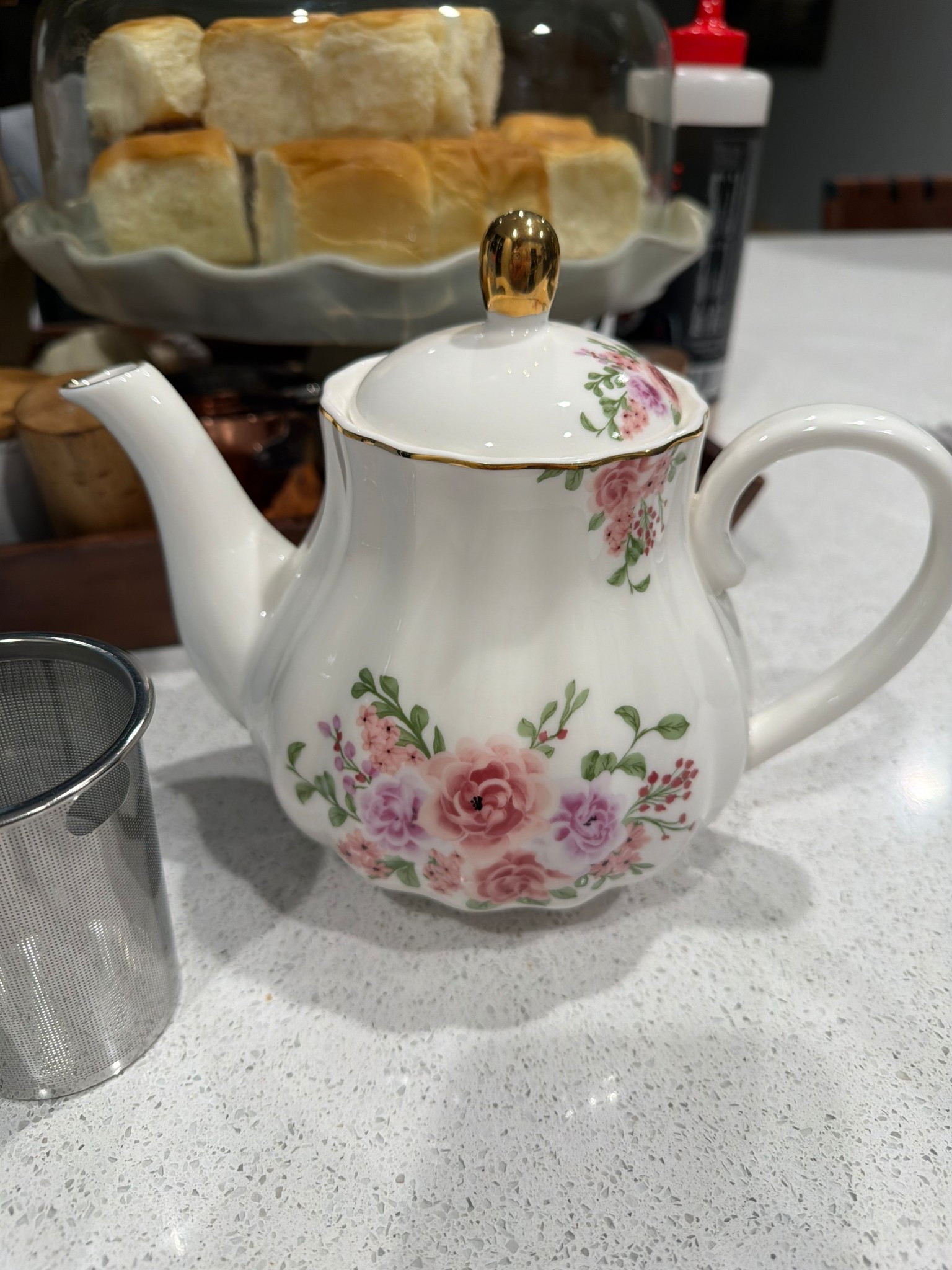 Our new favorite teapot. We love drinking hot cocoa every morning, so this was a game changer!

#LTKmorningroutine #LTKHome #LTKfoodie