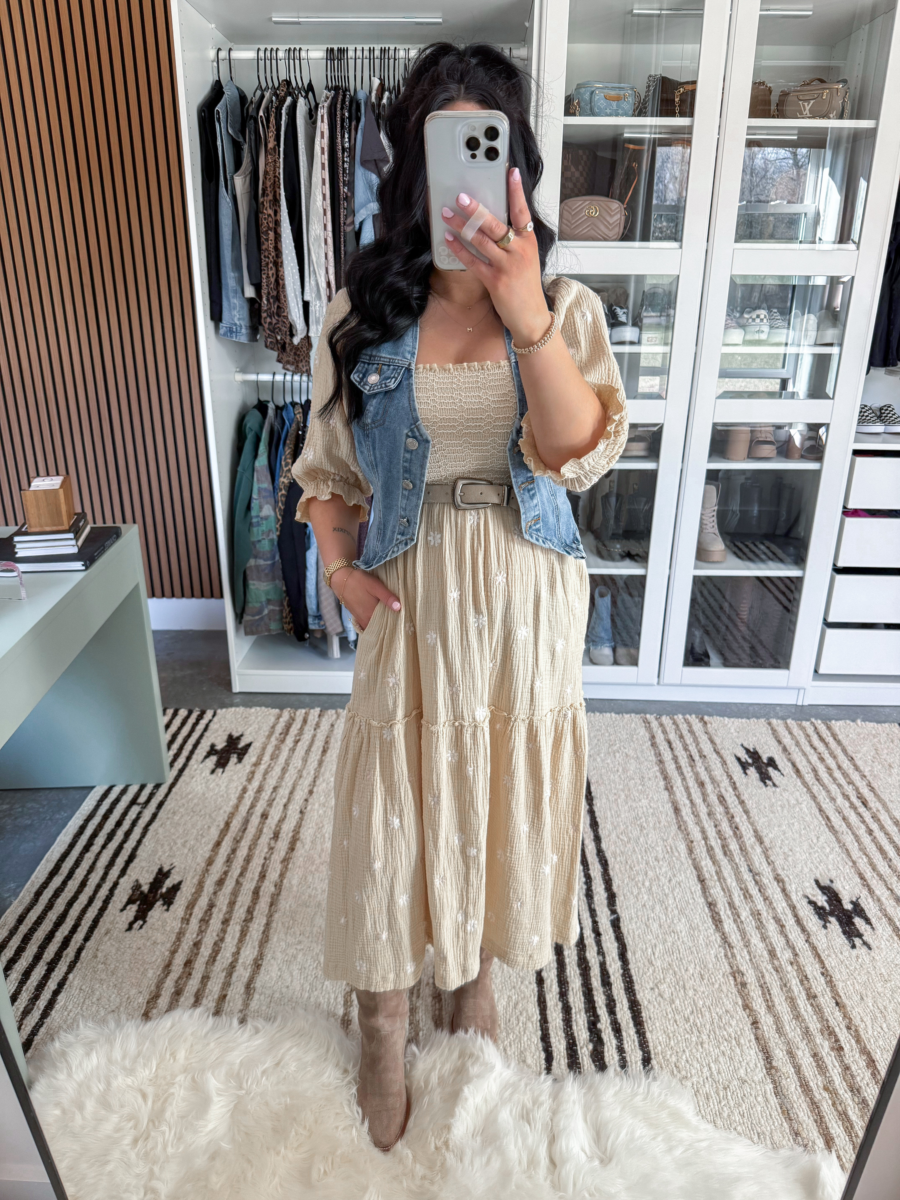 Bump Friendly Church Outfit 🤍

Dress - small
Denim Vest - medium
Belt - small

This dress is PERFECT for anyone expecting (or not expecting!) Comes in a ton of color options! I styled it with this denim vest & some cowgirl boots to give it more of a western vibe. 👏🏼

 

 

#LTKootd #LTKBump