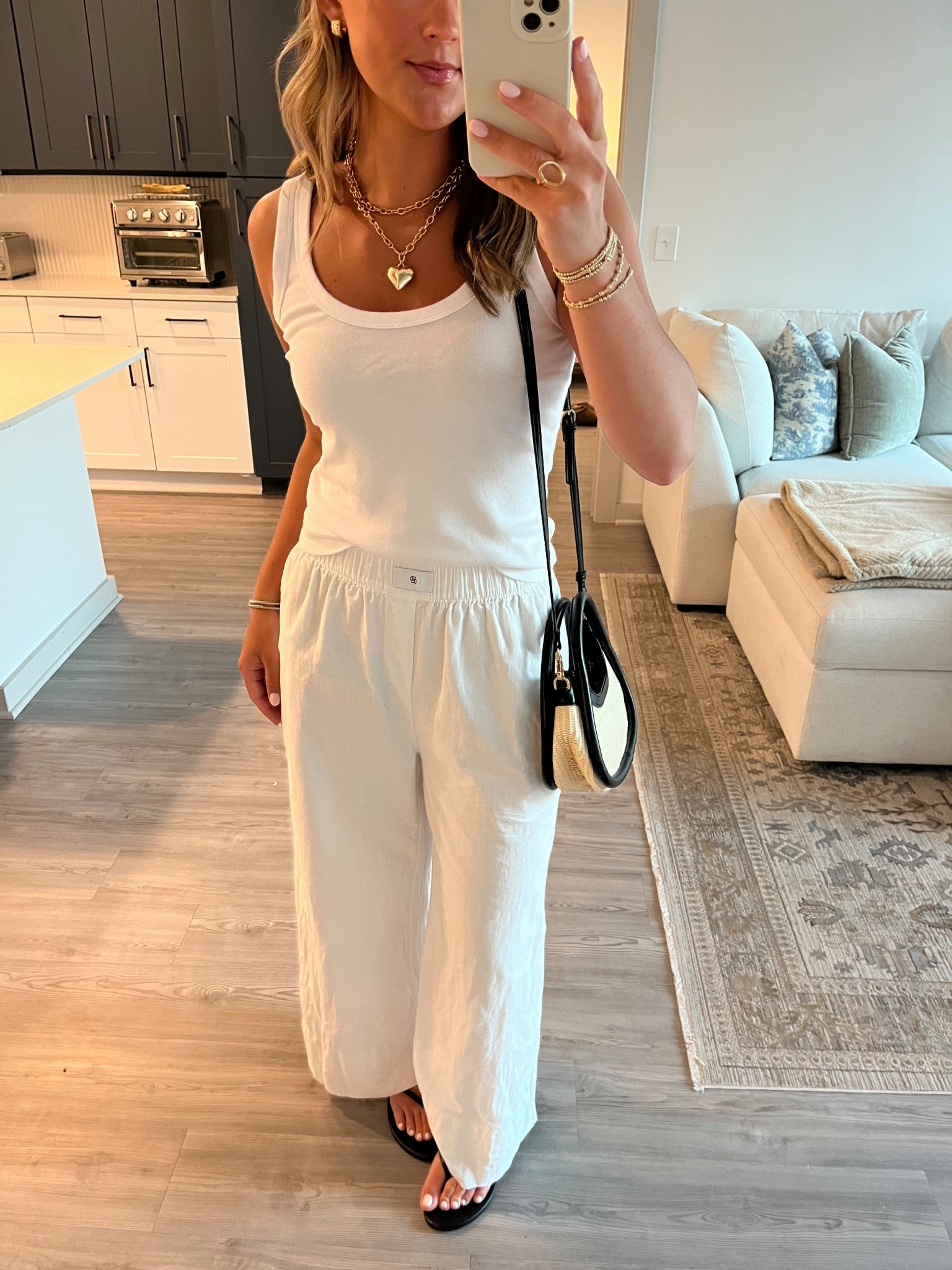 Casual dinner outfit

#LTKFindsUnder100 #LTKStyleTip #LTKSeasonal
