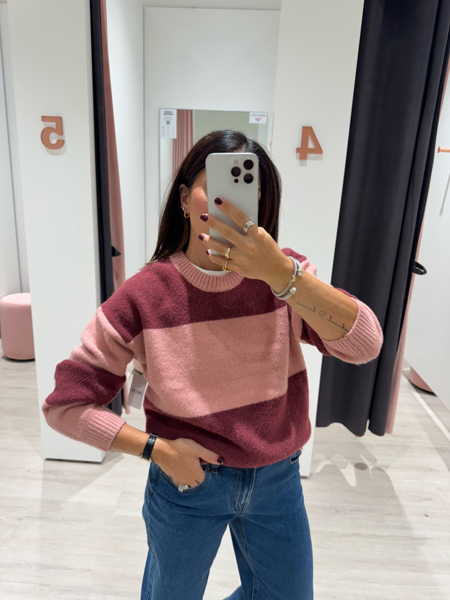 Code: VANESSA15
Jeans - size 1
Sweater - S


#LTKcanada #LTKsale #LTKworkwear