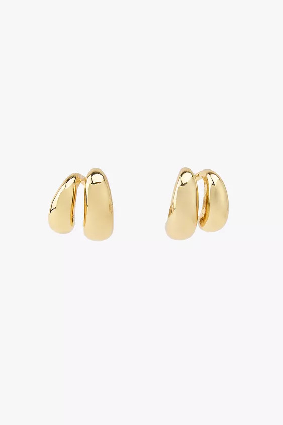 Metal double earcuffs. Butterfly closure. | Zara US
