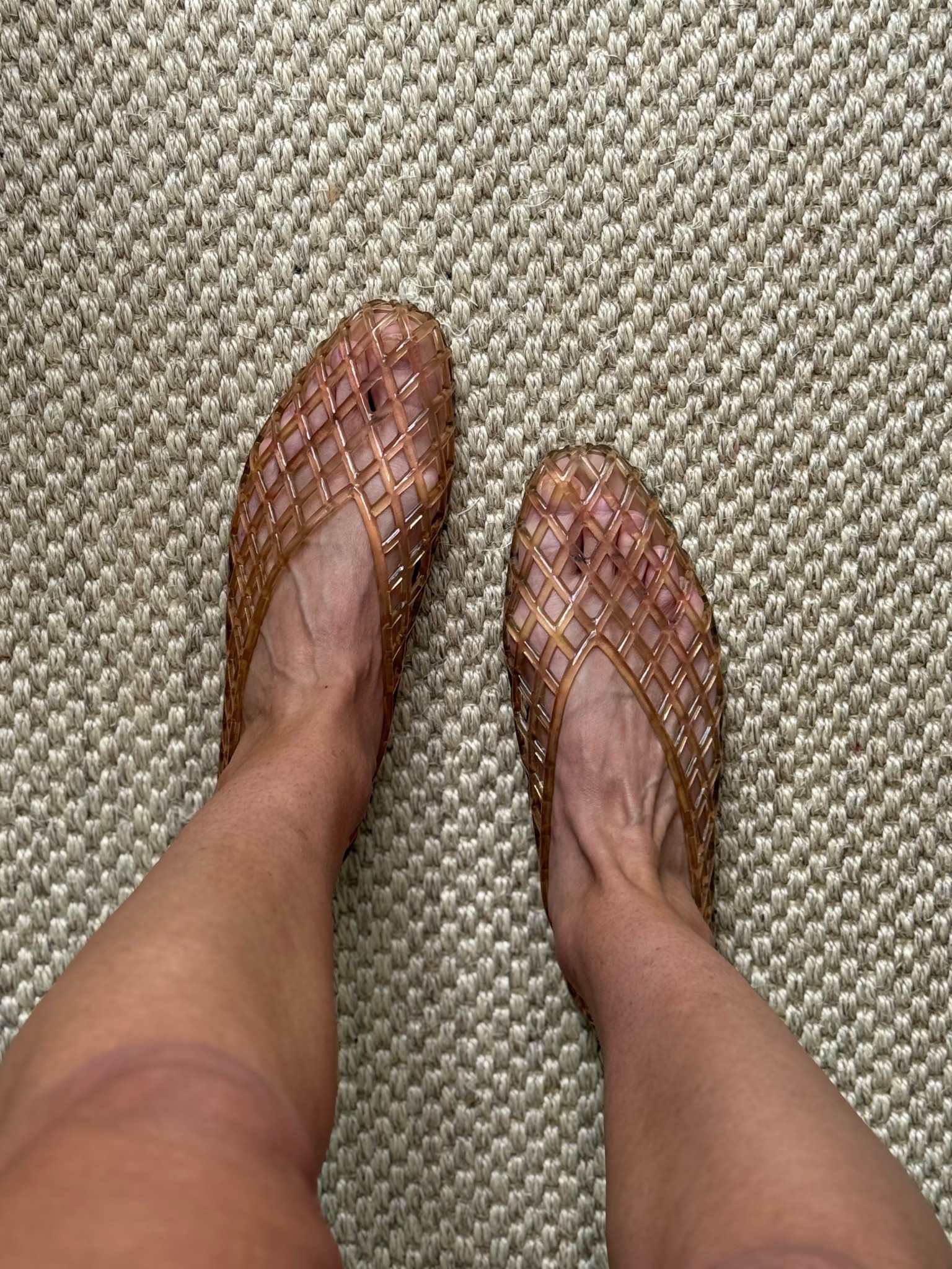 Dolce on left, Amazon on right! WHAT?!