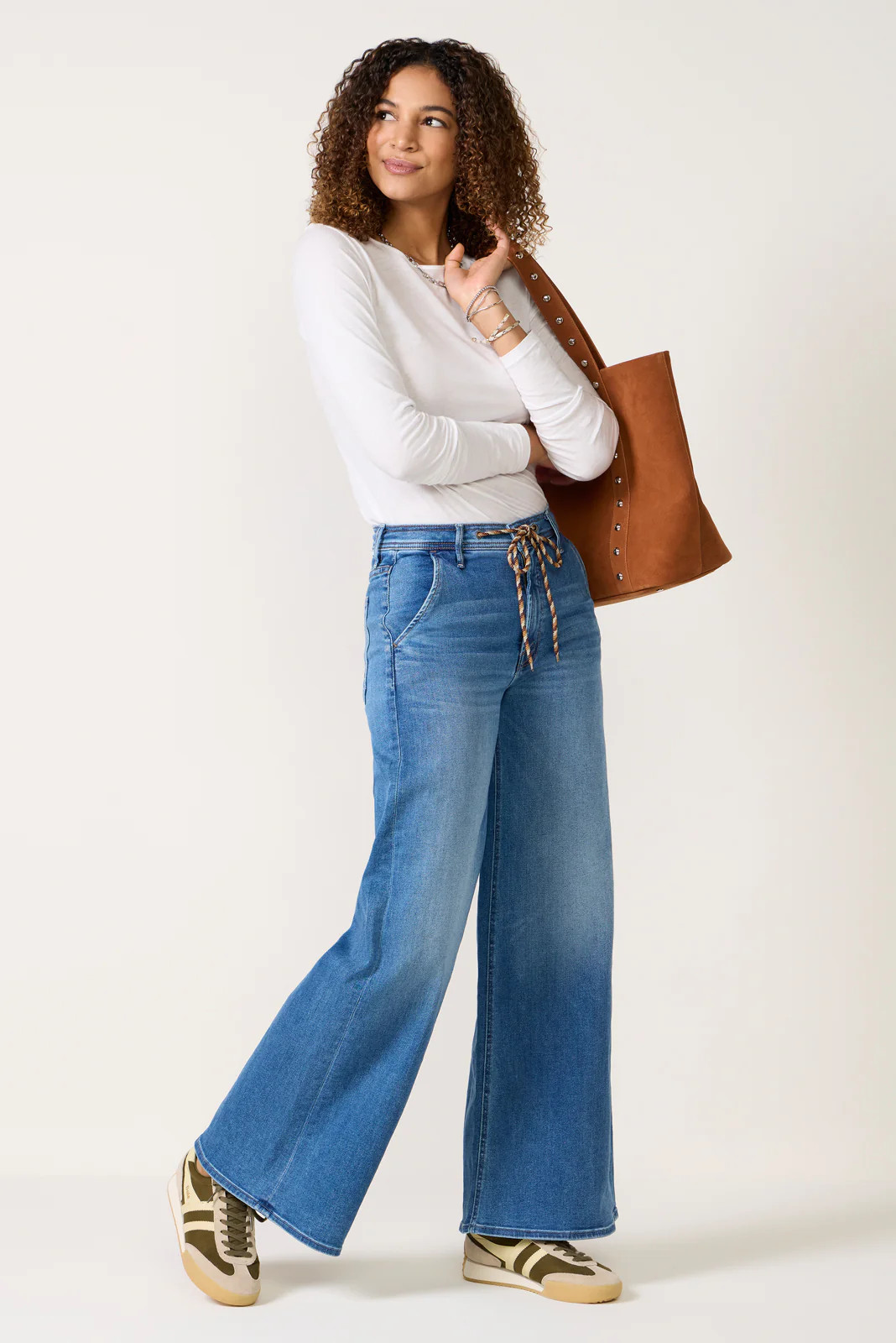 The Drawn Undercover Prep Sneak | Evereve