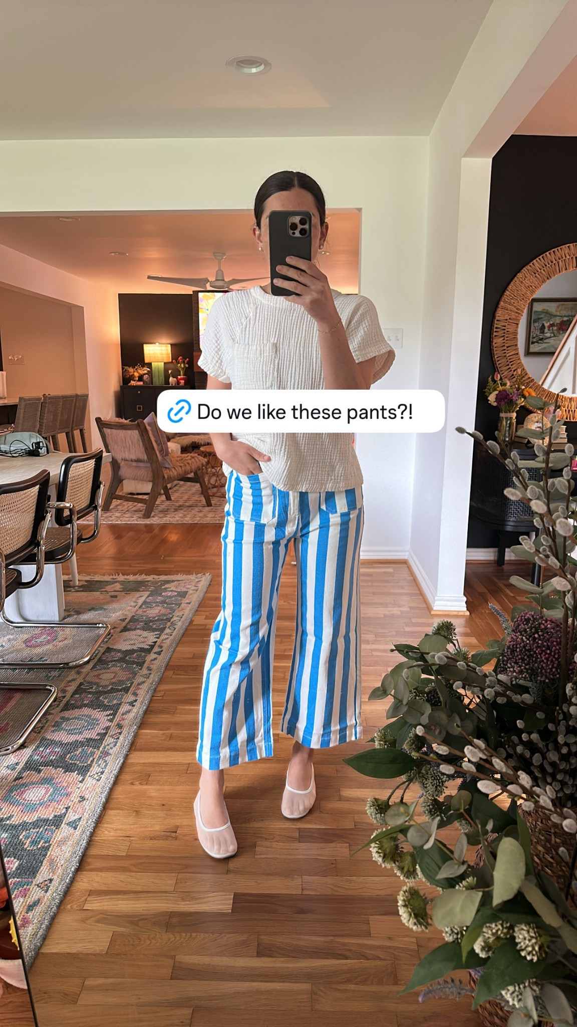 Do we like these pants?!? I loved the color right off the bat 💙 and any vertical tripe is a friend of mine!

#LTKFindsUnder50 #LTKStyleTip #LTKTravel