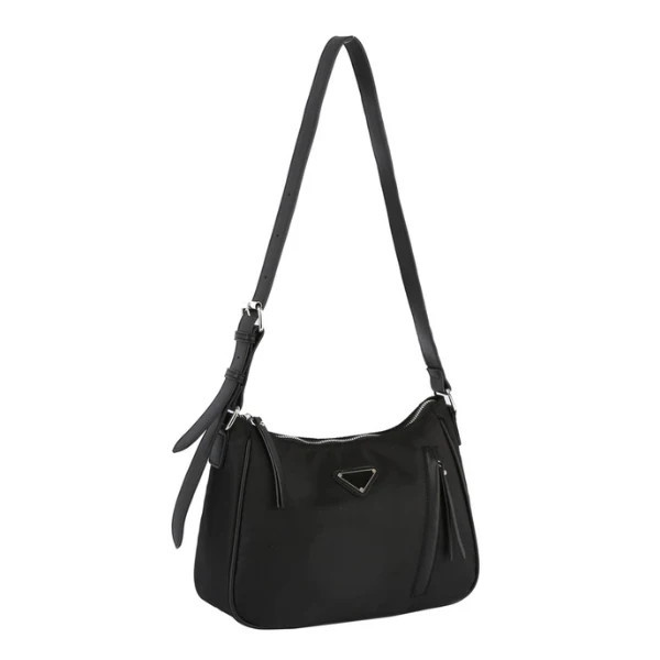 Zipper Detailed Shoulder Bag - Black | EB and Co.