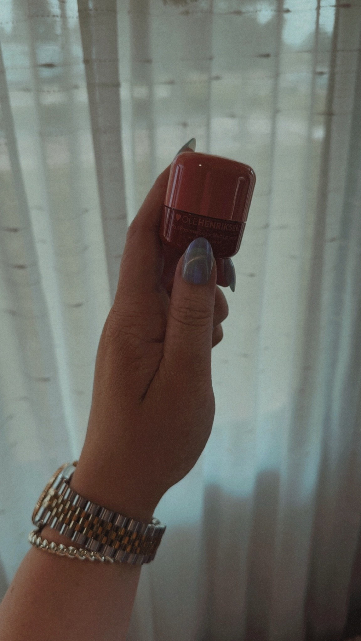 New beauty find 💕 The Ole Henriksen Pout Preserve Sugar Melt Lip Scrub is officially on my beauty shelf and I’m obsessed with anything that leaves my lips feeling smooth, soft + ready for lip products ✨ OLE HENRIKSEN | POUT PRESERVE SUGAR MELT LIP SCRUB | OLE HENRIKSEN LIP SCRUB | LIP SCRUB | LIP CARE | LIP EXFOLIATOR | LIP CARE ROUTINE | SMOOTH LIPS | SOFT LIPS | LIP PREP | BEAUTY FINDS | SEPHORA BEAUTY | SEPHORA FINDS | NEW BEAUTY | BEAUTY FAVORITES | BEAUTY MUST HAVES | SKINCARE + BEAUTY | EVERYDAY BEAUTY | BEAUTY ROUTINE 💕

#LTKmorningroutine #LTKselfcare #LTKBeauty