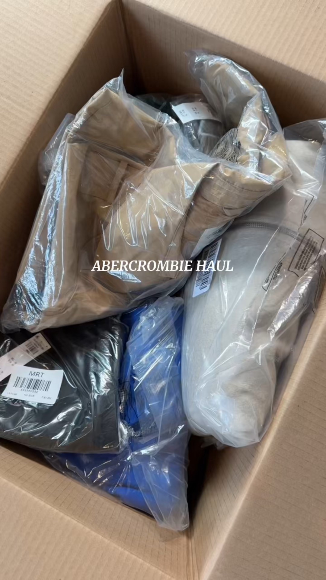 Abercrombie New Arrivals Haul ✨ 
I will have my order 🔗 on my LTK in the Abercrombie list! I will post a try on soon 🫶🏻

@abercrombie #abercrombiehaul #abercrombiestyle #sweatset #loungewear #winterfashion 

#LTKFindsUnder100 #LTKCyberWeek #LTKGiftGuide