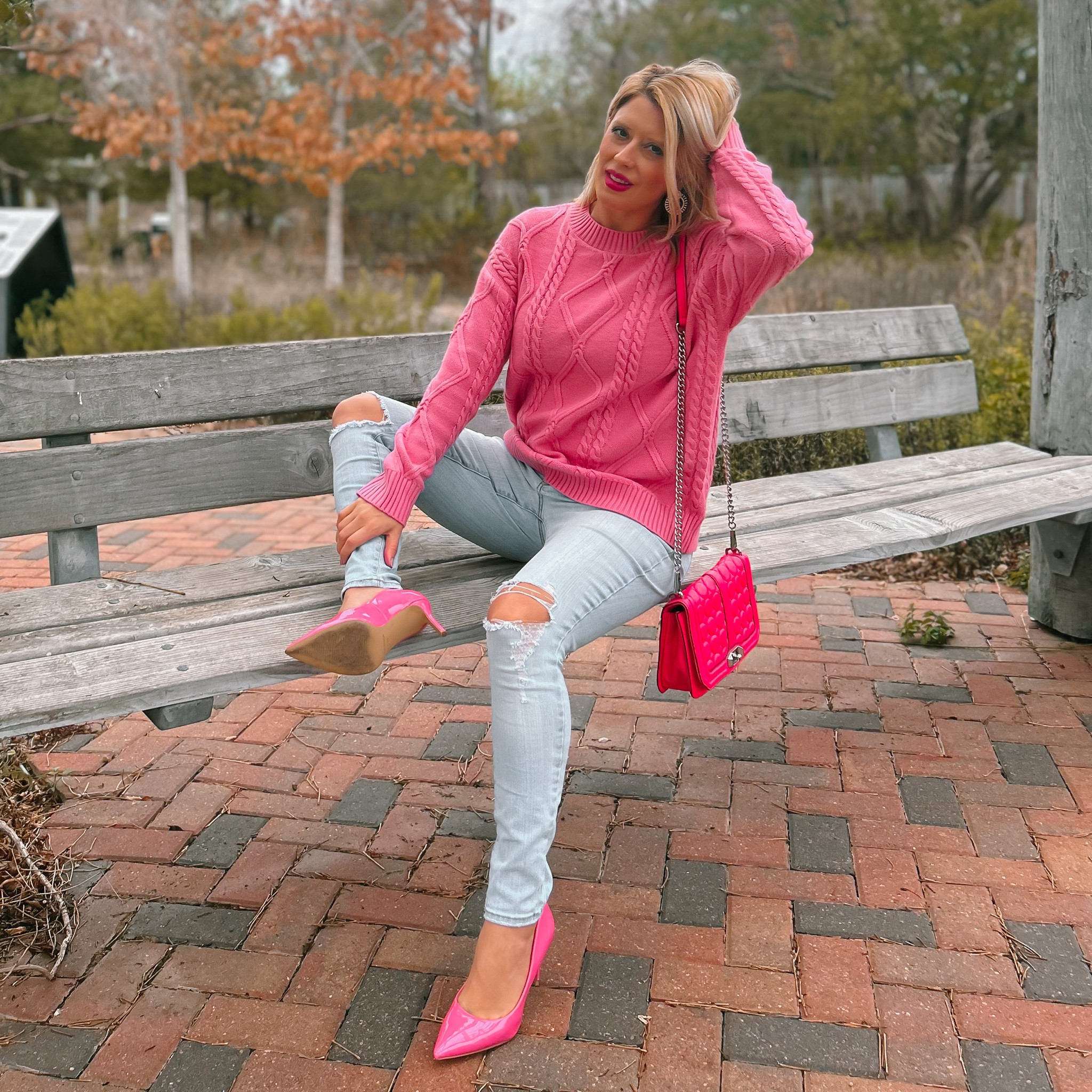 Pink and cozy! 💕💖

#LTKHoliday #LTKfindsunder50 #LTKSeasonal