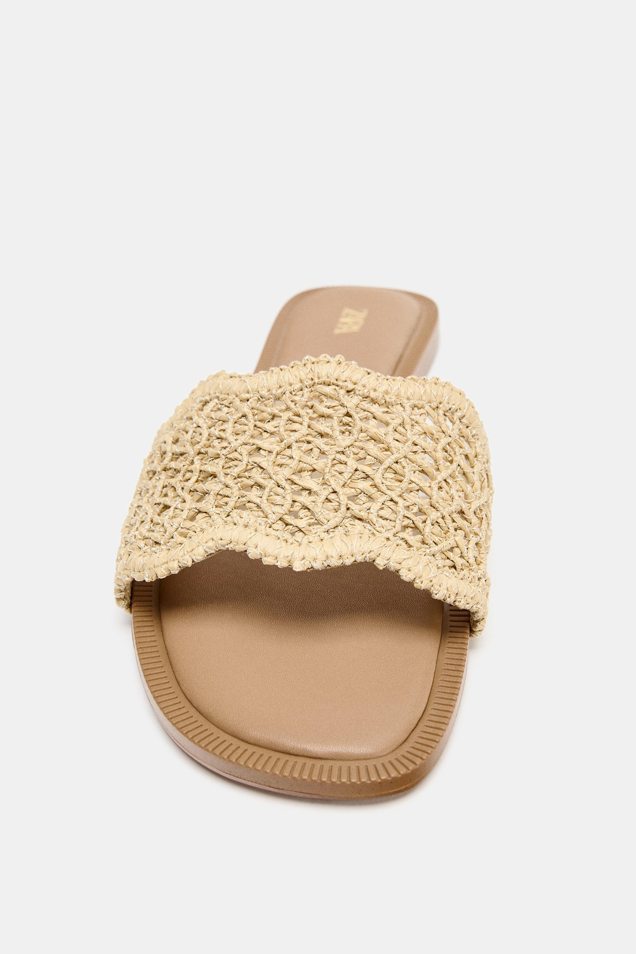 EMBROIDERED SLIDE SANDALS | Zara US
