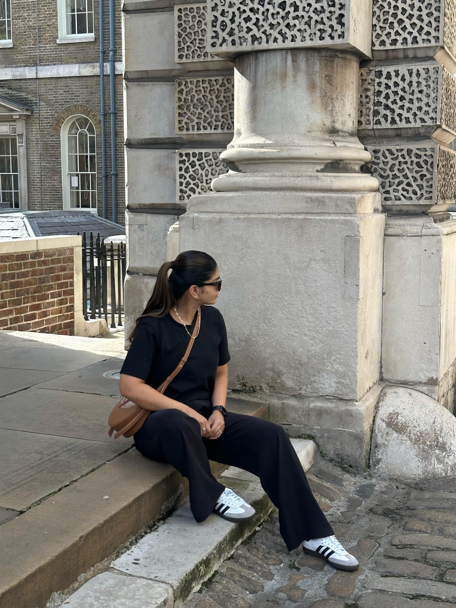 Comfy transitional outfit with a heavy weight tshirt

#LTKSeasonal #LTKeurope #LTKstyletip