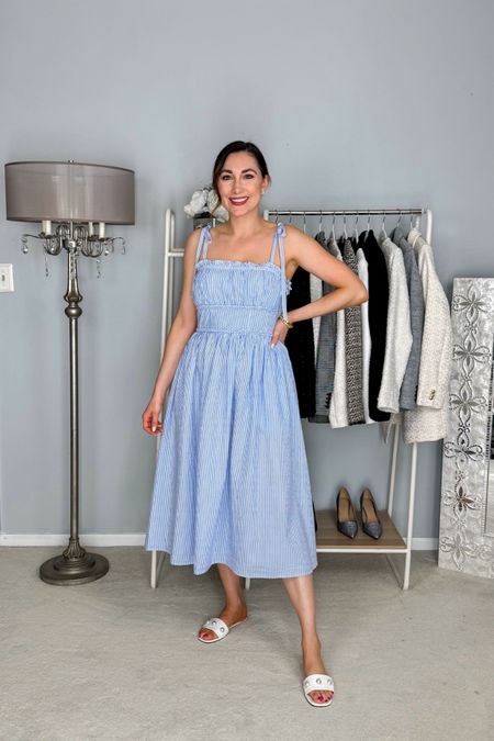 The perfect summer dress for all the things: picnic, memorial day, 4th of July, brunch, and vacation! 

Seersucker midi dress size 4, TTS
White pearl slides sandals size 7, TTS

Summer outfit 

#LTKTravel #LTKStyleTip #LTKSeasonal