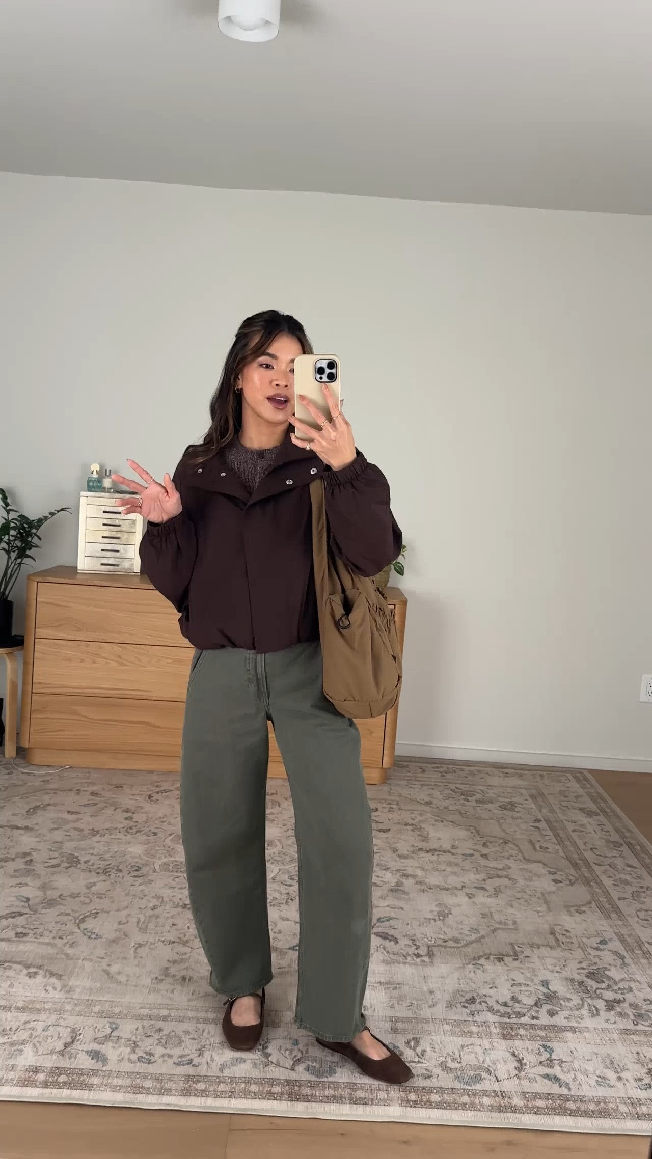I love a chocolate brown jacket for fall!
Use the stackable Abercrombie discount code AFCHLOE for an extra 15% off🤎

Sizing info:
-Abercrombie High Rise barrel Jean (Size 24 Short in Olive)
-Abercrombie Merino Wool-Blend Shrunken Crew Cardigan (Size XS in Brown)
-Abercrombie YPB motionTEK Balloon Jacket (Size Small in Coffee)

Fall Abercrombie new arrivals, Abercrombie sweaters, Abercrombie petite pants, Abercrombie petite jeans, Abercrombie fall sweater, Abercrombie petite sweater, Petite style, petite fashion, mom outfit, mom style, petite pants, petite outfit ideas, petite outfits, best pants for petite, petite denim, vacation outfits, fall outfits, fall style, fall trends, fall looks fall outfit ideas, Abercrombie try on, fall jeans, fall lookbook, fall outfits, fall jacket

**Use code AFCHLOE to get an additional 15% off almost everything in stores and online at checkout from September 10, 2026 to September 14, 2026 in US/CA. Exclusions apply. See details online.

#LTKootd #LTKSeasonal #LTKPetite