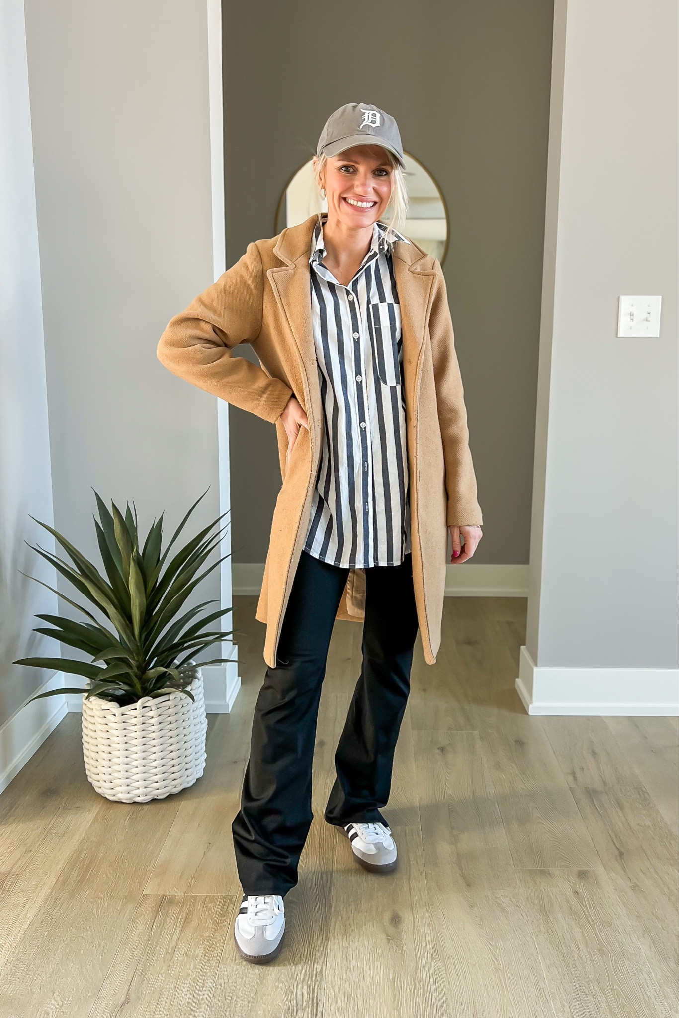 What I wore this week! 
Shirt- out of stock, linked similar 
Coat- xs/petite
Pants- small 
Shoes- 7

#LTKstyletip #LTKSeasonal #LTKSpringSale