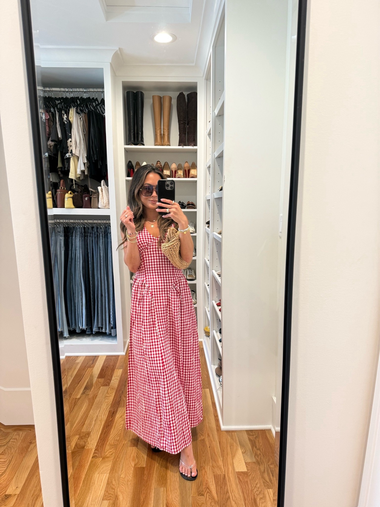 The cutest Mother’s Day dress ladies!!! I got XS and the quality is so good ❤️🤍

#LTKMothersDay #LTKootd #LTKPetite