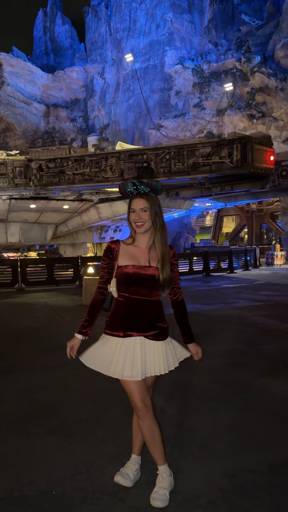 Disney Jollywood Outfit ✨

#LTKSeasonal #LTKHoliday #LTKPetite