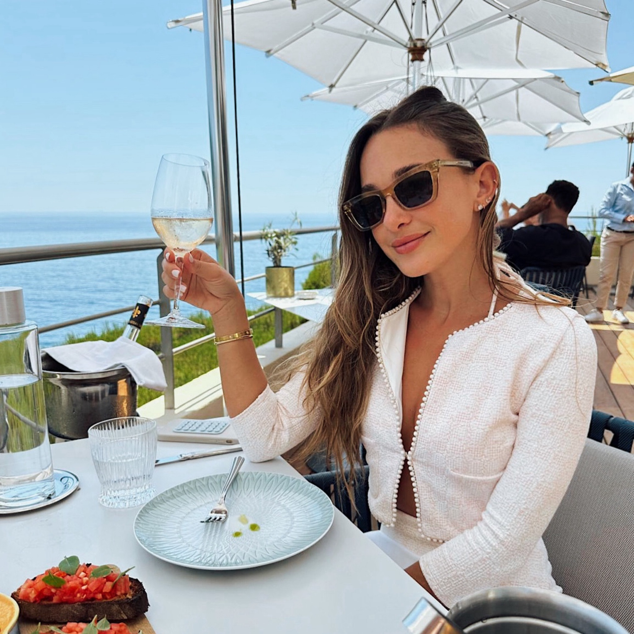 When the bikini matches the outfit to perfection. Wear together as a full look or separately. 