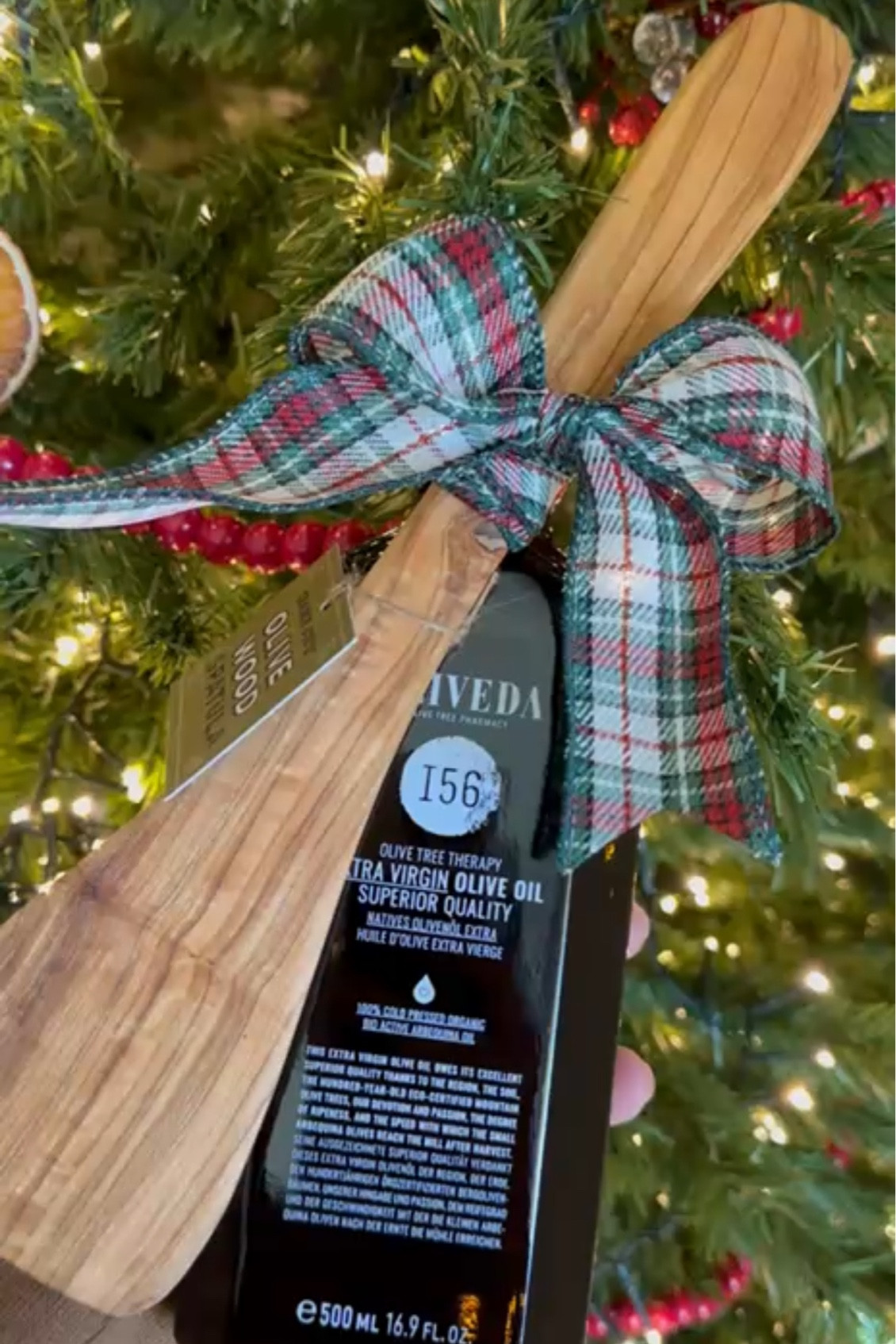 Unique holiday gift idea for the chef in your life! Who doesn’t want to cook with hydroxytyrosol based olive oil from Spain! Get it at:
https://us.olivetreepeople.com/?referral=MelissaTutterrow

#LTKFindsUnder100 #LTKHoliday #LTKGiftGuide