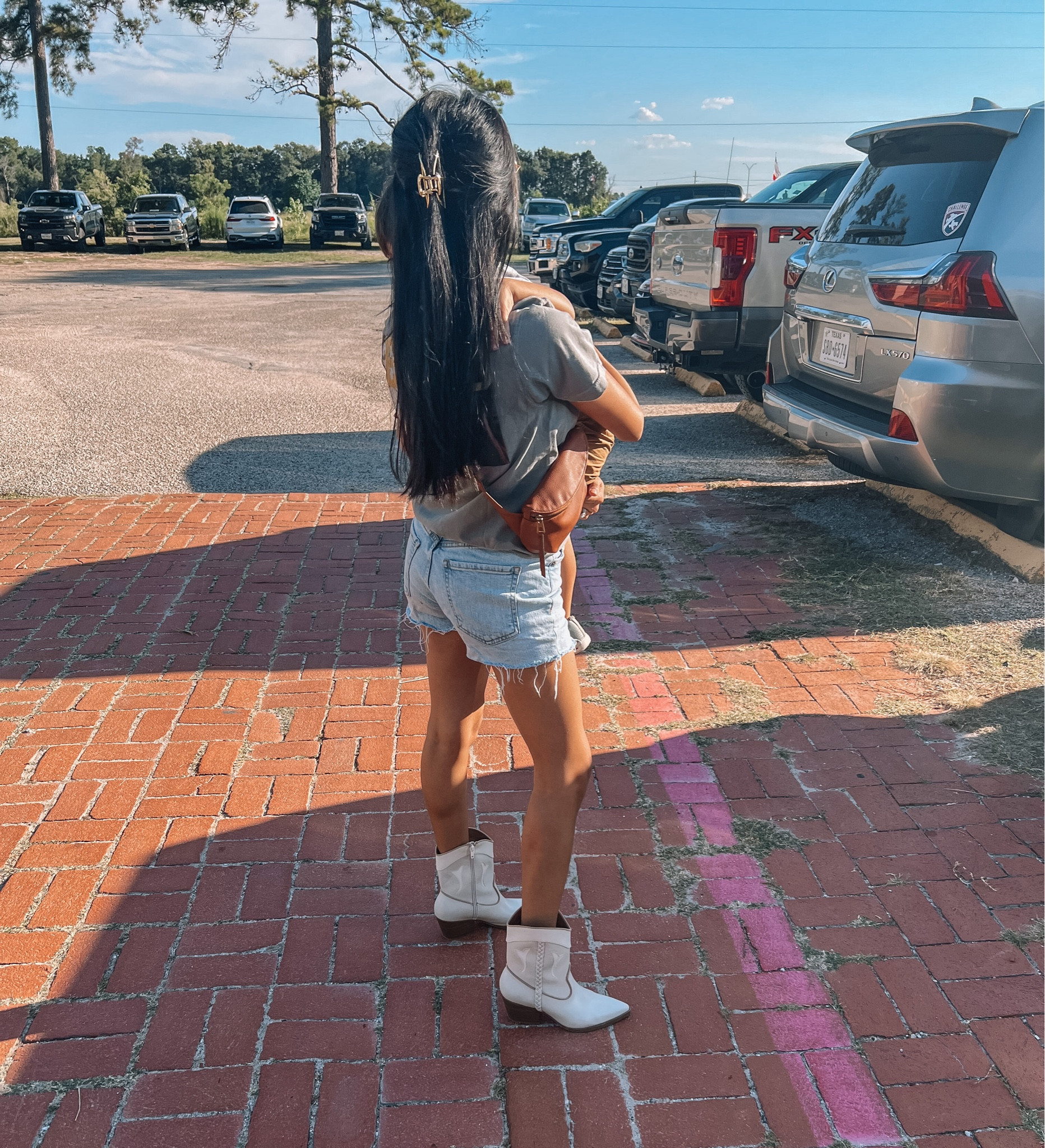 White Western Boots/ Cut off Jean Shorts/ High waisted shorts/ western boots/ white boots/ 

#LTKshoecrush #LTKU #LTKunder50