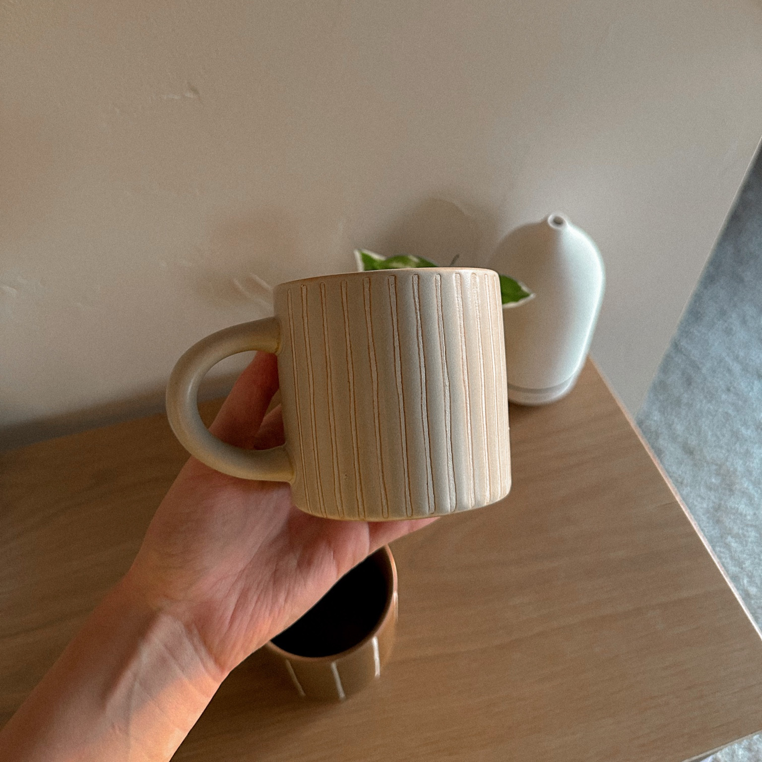 cute little mug 🤍🤎

#LTKFind #LTKGiftGuide #LTKhome