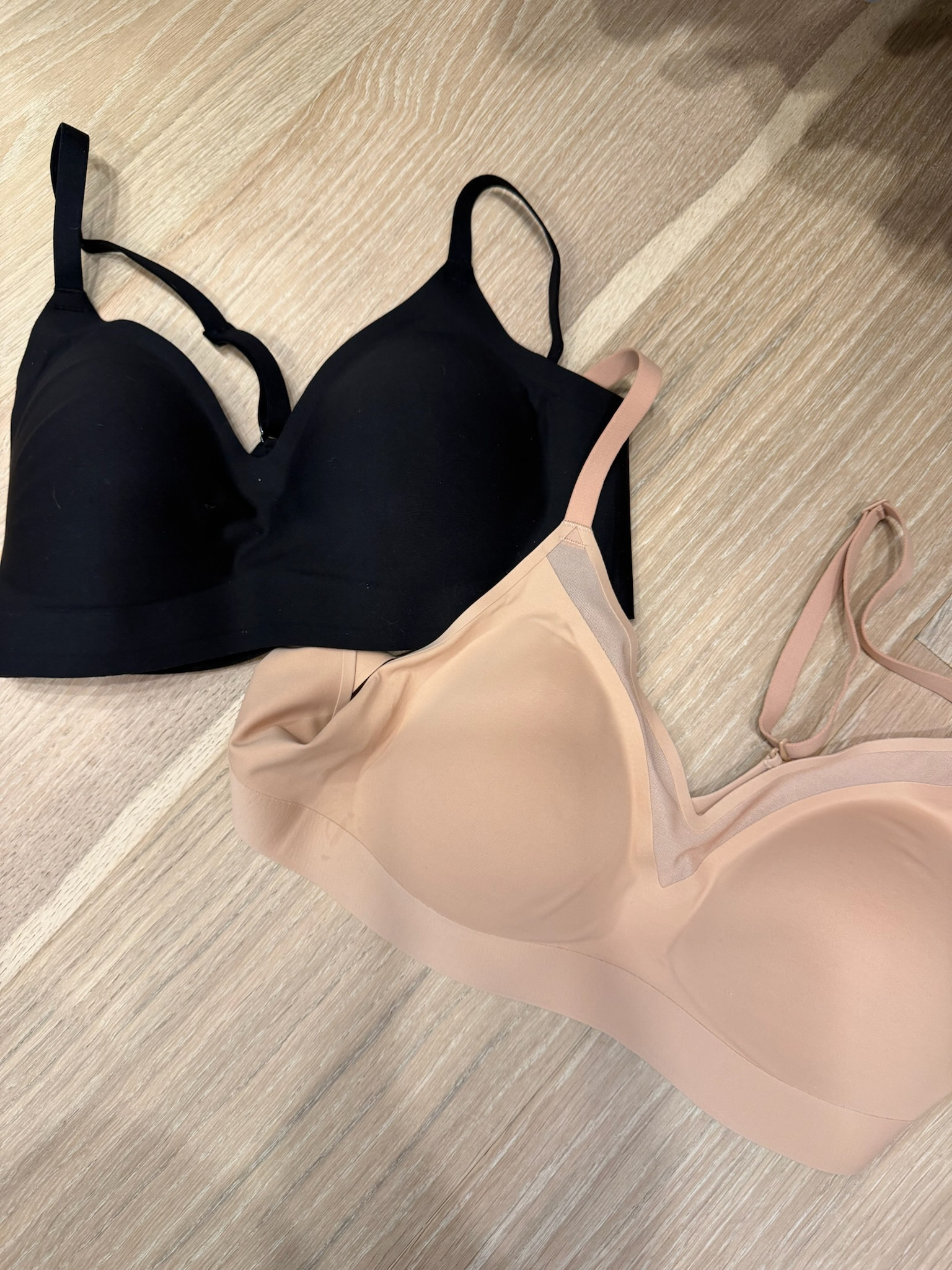 My favorite and most supportive bras! They are seamless and you cant see anything through your shirt! Soft, comfy, and perfect for any outfit! 

 
