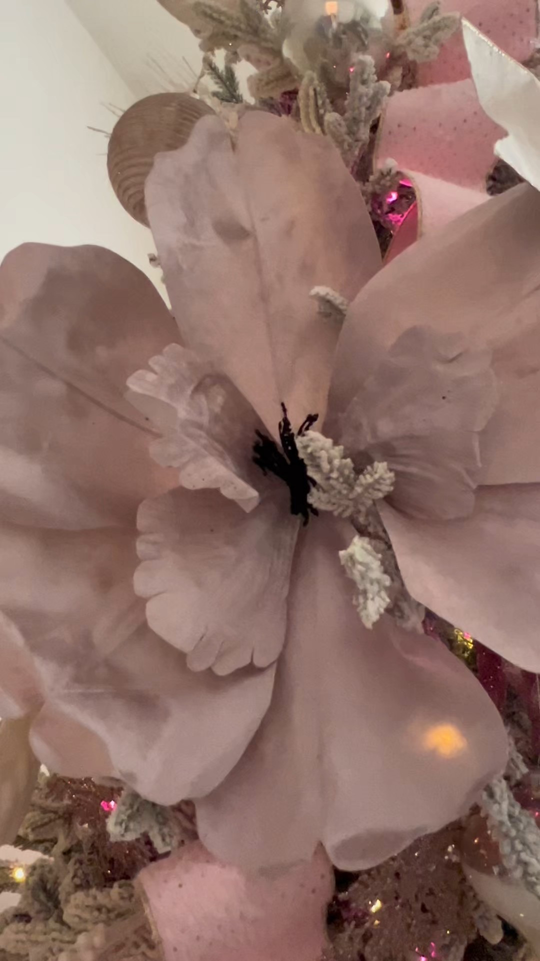 Pretty in pink 🎀

#LTKHoliday #LTKSeasonal #LTKSaleAlert