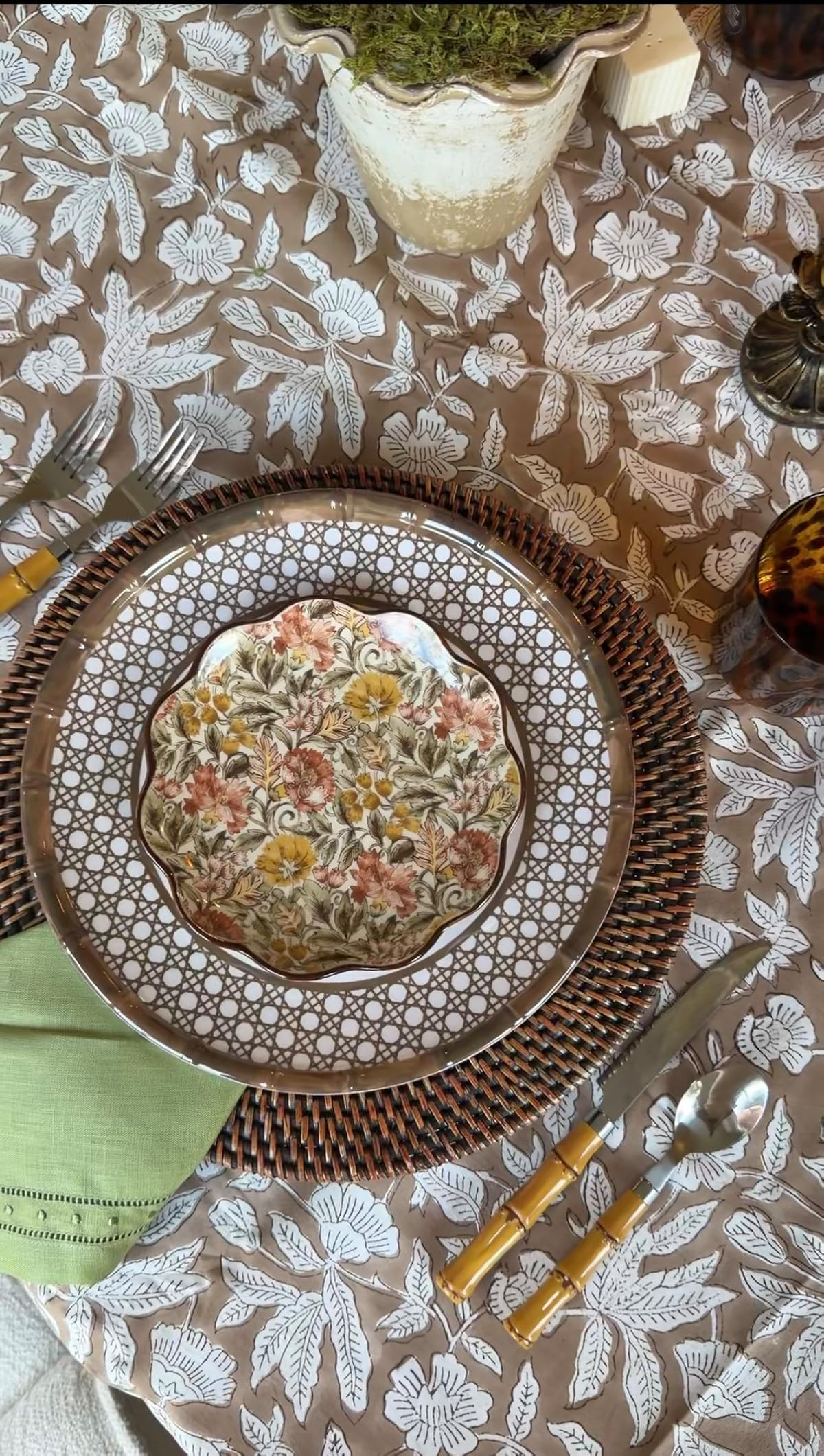 My Top Picks for Prime Day Deals!

My Tablecloth and Bamboo Plates are my favorite tablescape staples! Perfect for the holiday season!

#TheSouthernSource #PrimeDAyDeals! 

 #LTKSaleAlert