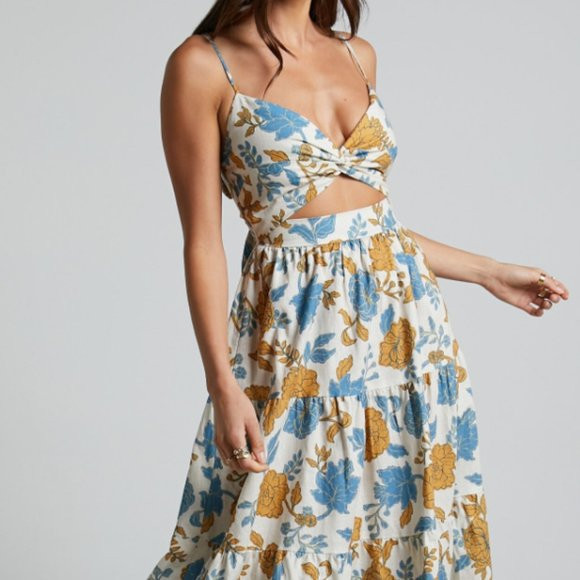 SHARE THIS ITEM DESCRIPTION How darling is our Amalie The Label - Emerita Maxi | Poshmark