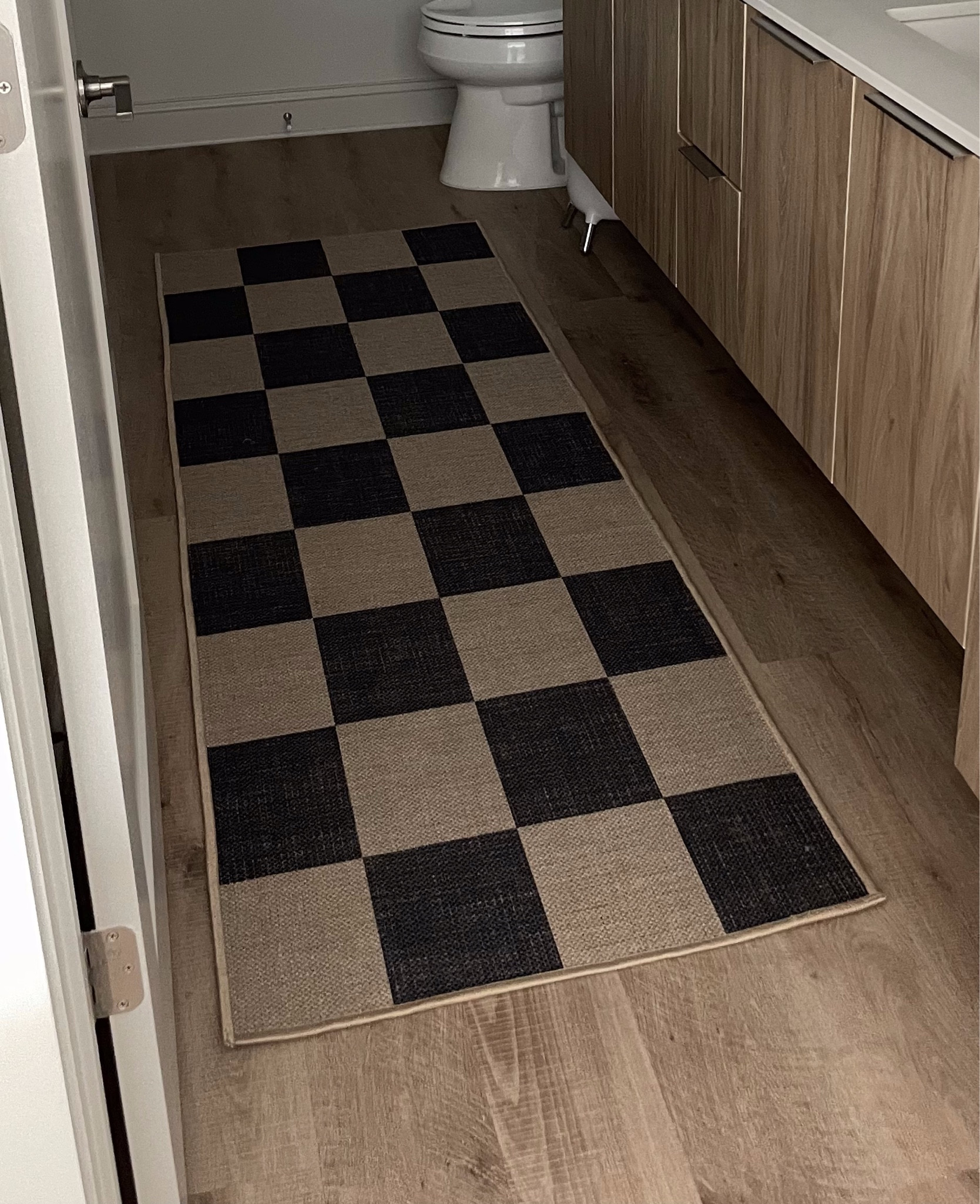 My new ruggable runner!

#Bathroom #bathroomrunner, #runnerrug #washablerug

#LTKU #LTKFind #LTKhome