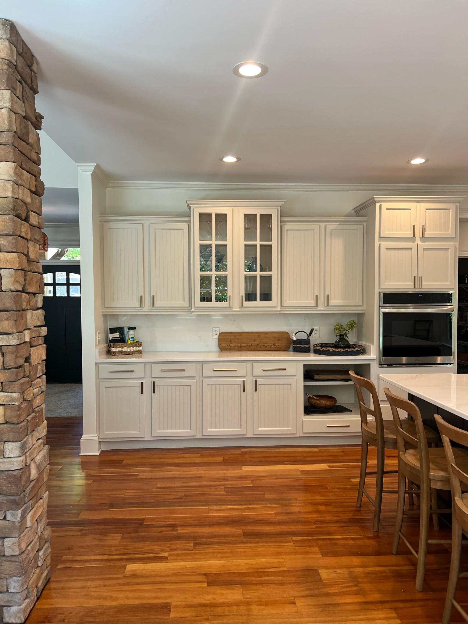 I love all of this open space in my kitchen! 

#LTKHome #LTKStyleTip #LTKU