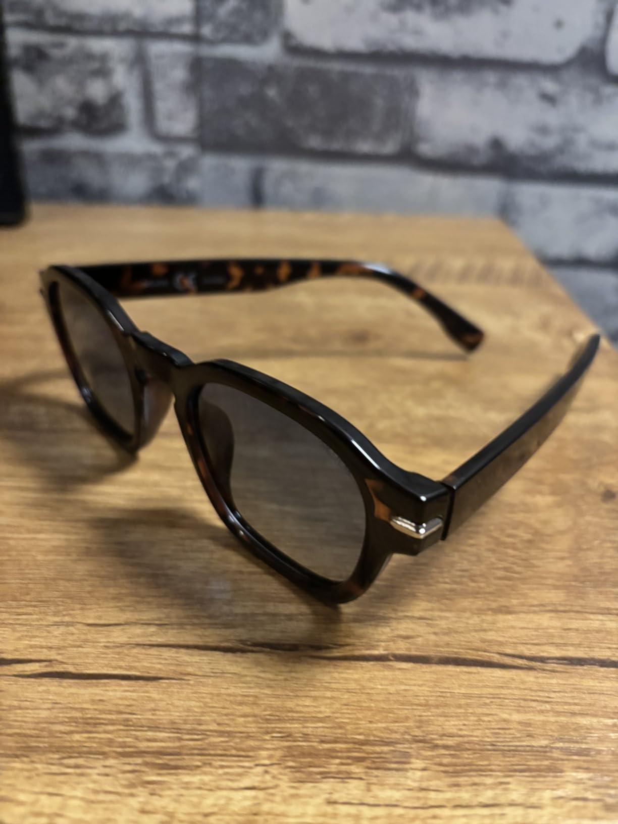 SOJOS Vintage Retro Square Polarized Sunglasses Men Standard Fit Trendy Womens Sun Glasses SJ2382 | Amazon (US)