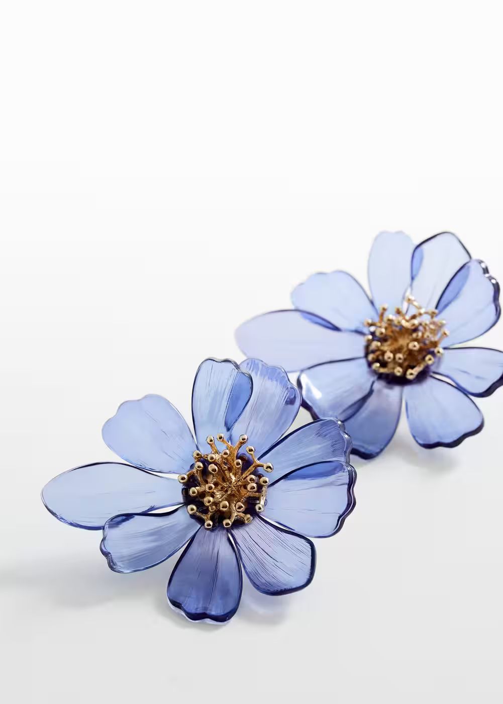 Maxi flower earrings -  Women | Mango USA | MANGO (US)