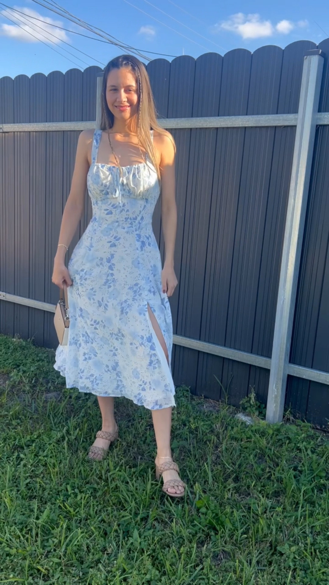 Perfect dress for spring 👗
Wearing size: XS#LTKfindsunder50

#LTKVideo #LTKSeasonal