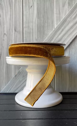 2.5 x 10 Yard Ivory & Gold Vine Wired Ribbon - Decorator's Warehouse