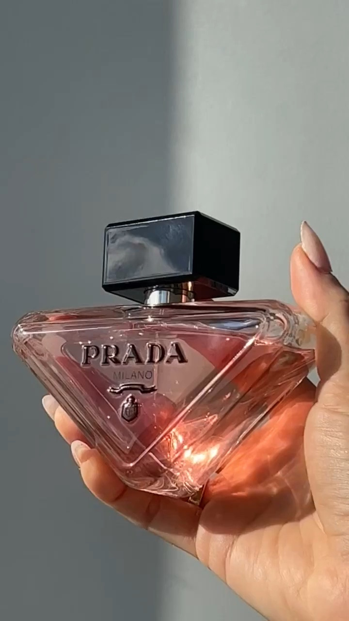 It’s a FABULOUS day to buy the new perfume you’ve been eyeing… because fragrances are 20% off at @sephora right now with the code FRAGRANCE20. And it gets better: from now until the 24th, you can also get FREE same day delivery. I gifted Prada Paradoxe to my bestie last year and she’s been obsessed with it ever since! #sephorapartner

#LTKHoliday #LTKBeauty #LTKGiftGuide