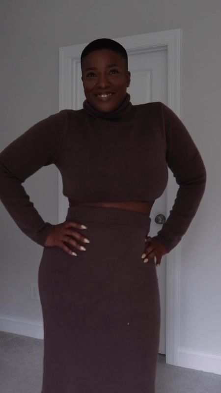 Brown Knit Top & Skirt Set

#LTKfindsunder50 #LTKstyletip #LTKover40