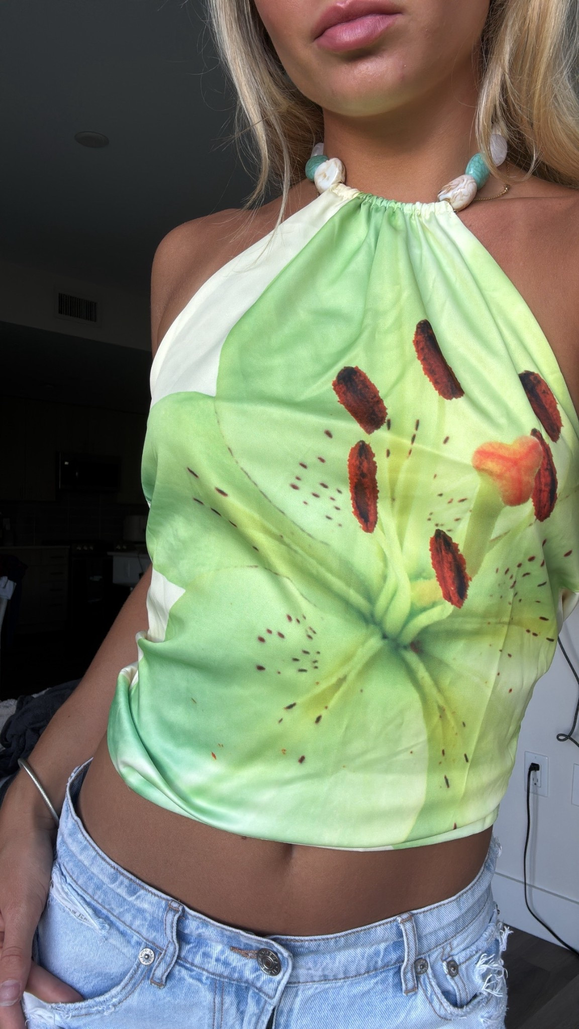 Perfect flower top for summer🍋🌸🌻🌼 #summertop #flower #top #ltkfashion #ltksummer 

#LTKSeasonal #LTKFindsUnder50 #LTKStyleTip