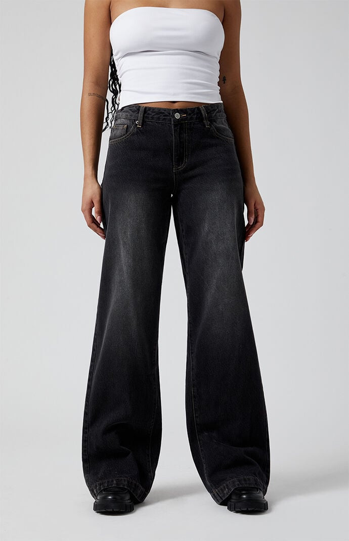 Women's Casey Low Rise Baggy Jeans Black Tinted - Size 33 Short | PacSun