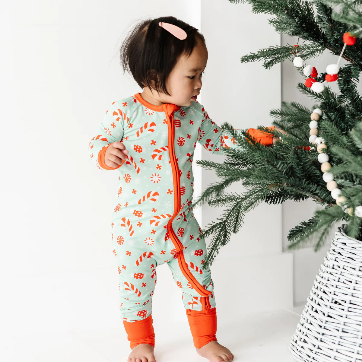 Living in the Mo-Mint Convertible Footies | Kiki + Lulu