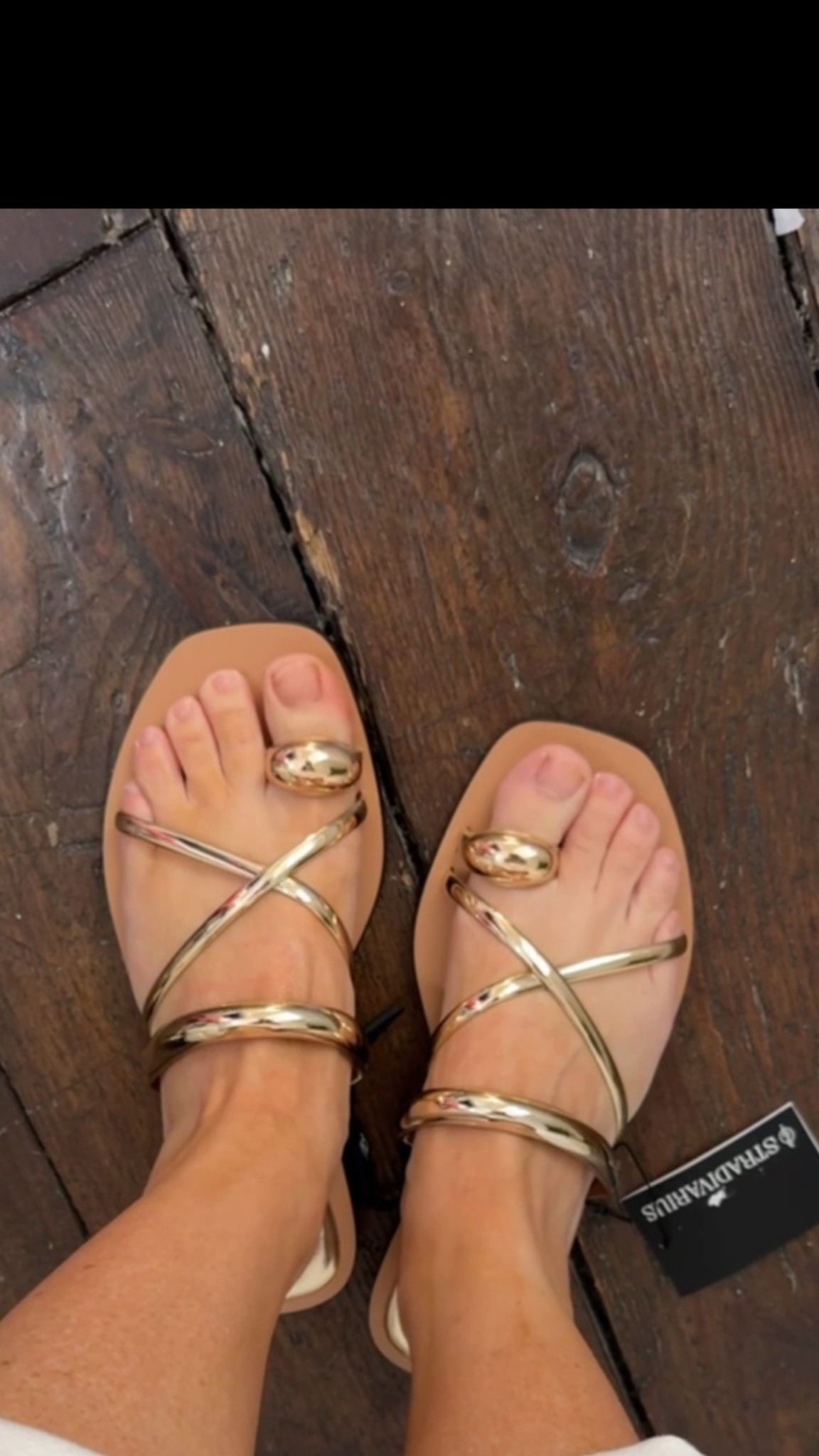 Gorgeous gold summer petite feet sandals, size 2 🩷

#LTKsummer #LTKpetite #LTKshoes