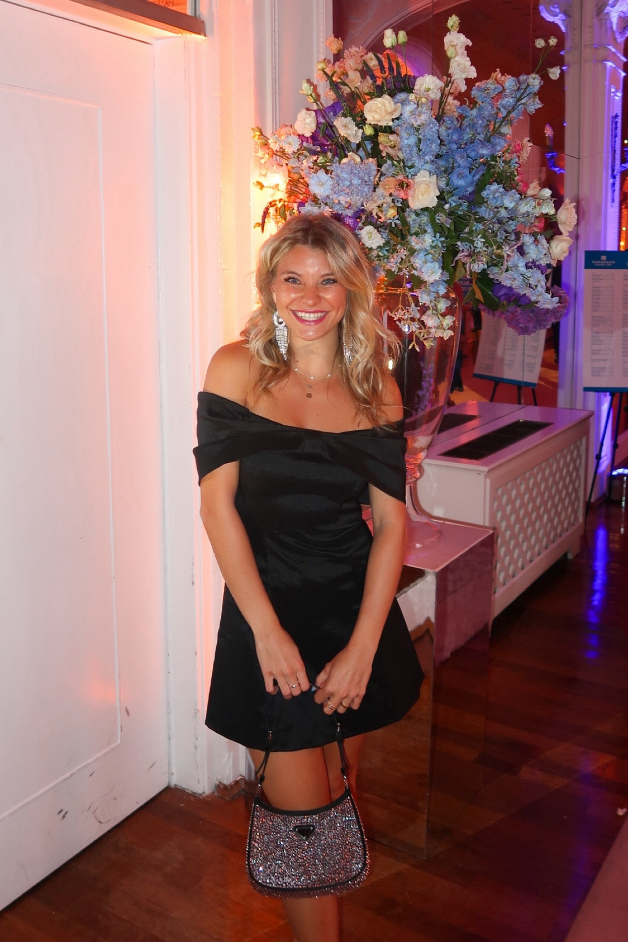 Norwegian Cruise Line Aqua Shipyard Event - Cocktail Night 1! 

#LTKFindsUnder100 #LTKTravel #LTKItBag