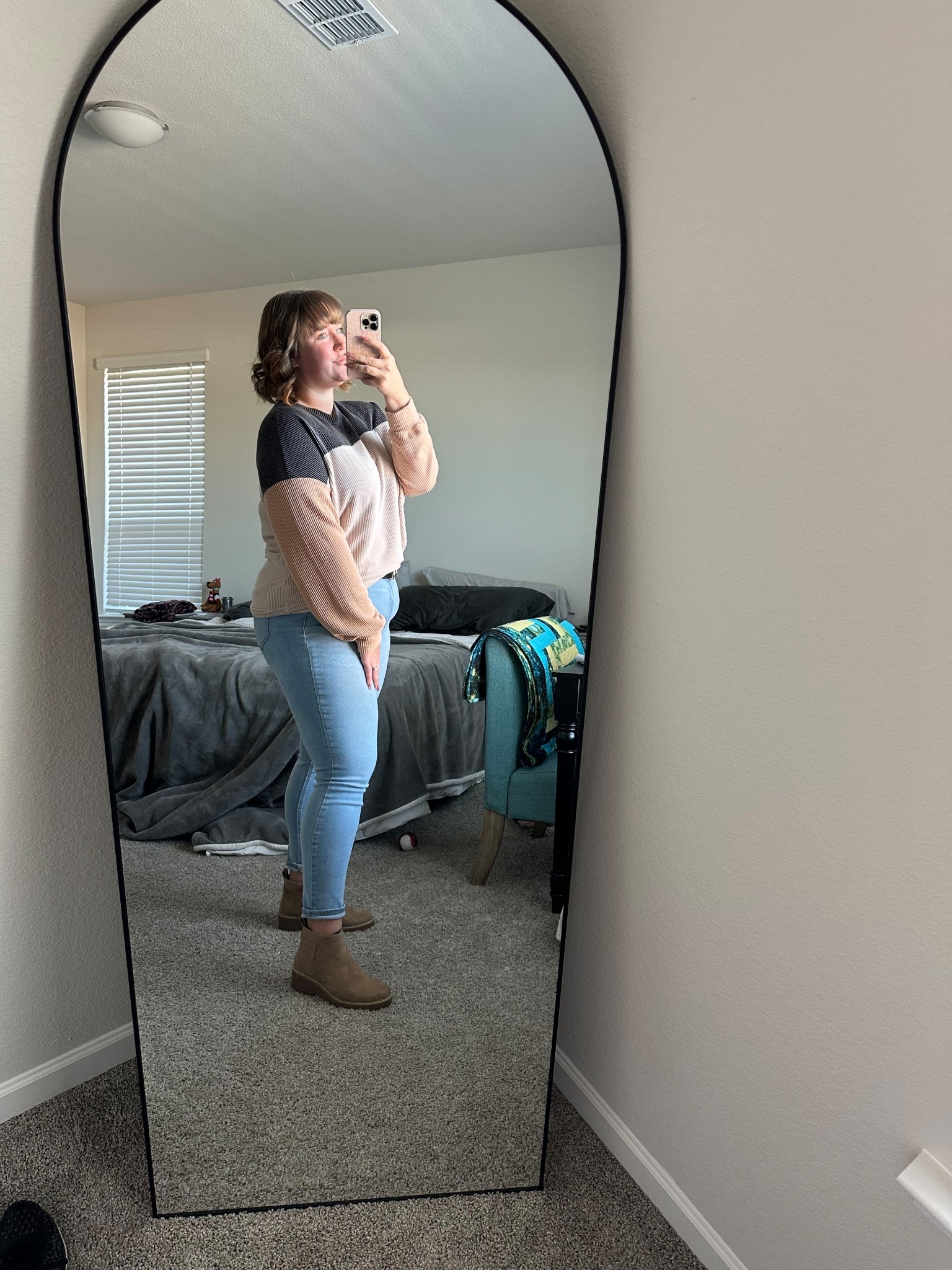 In love with this fit! And the boots are on a great sale!!! 

#LTKSaleAlert #LTKValentine #LTKPlusSize