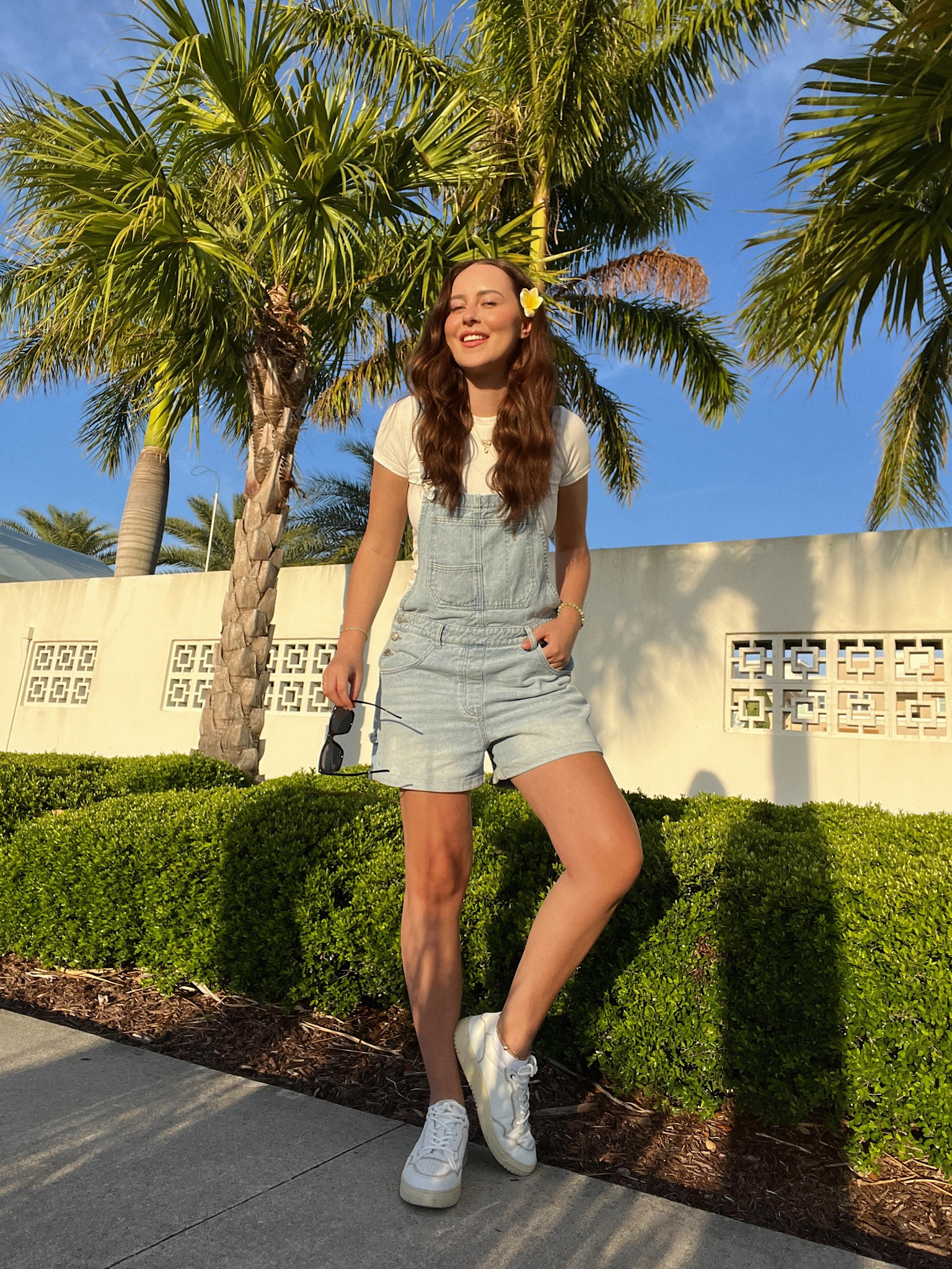 New fav overalls for summer from Lulu’s (wearing size Large) 🩵 shoes & sunnies linked too 