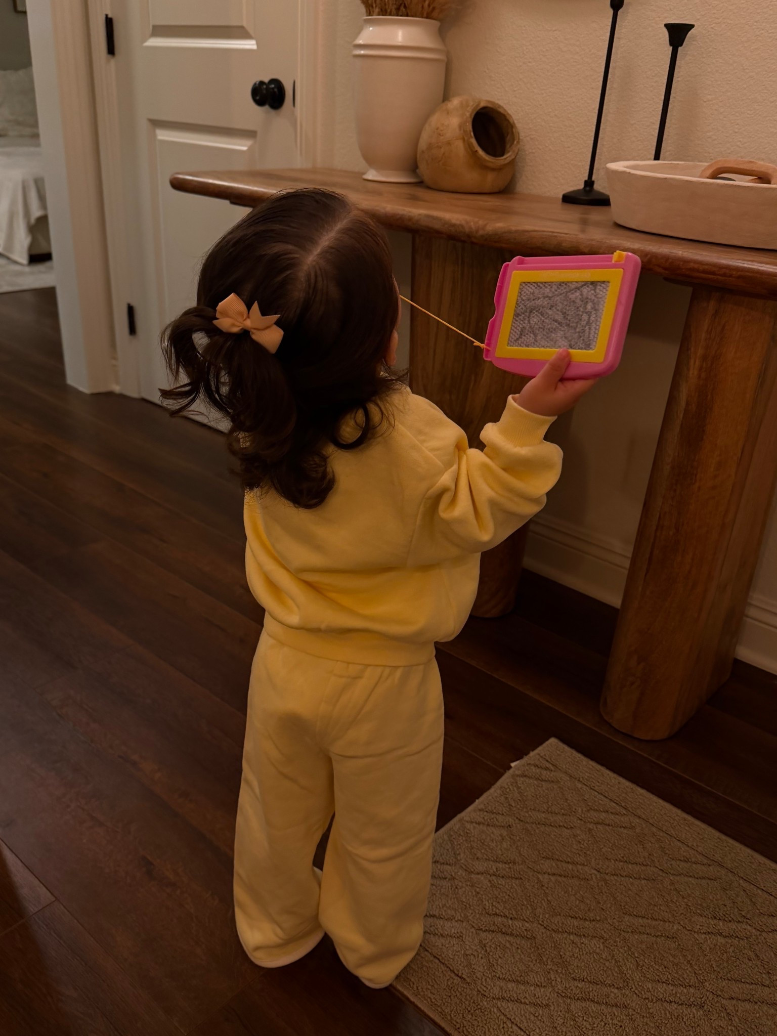 Toddler girl sweat outfit from Old Navy ✨ #ToddlerGirl #oldnavy 