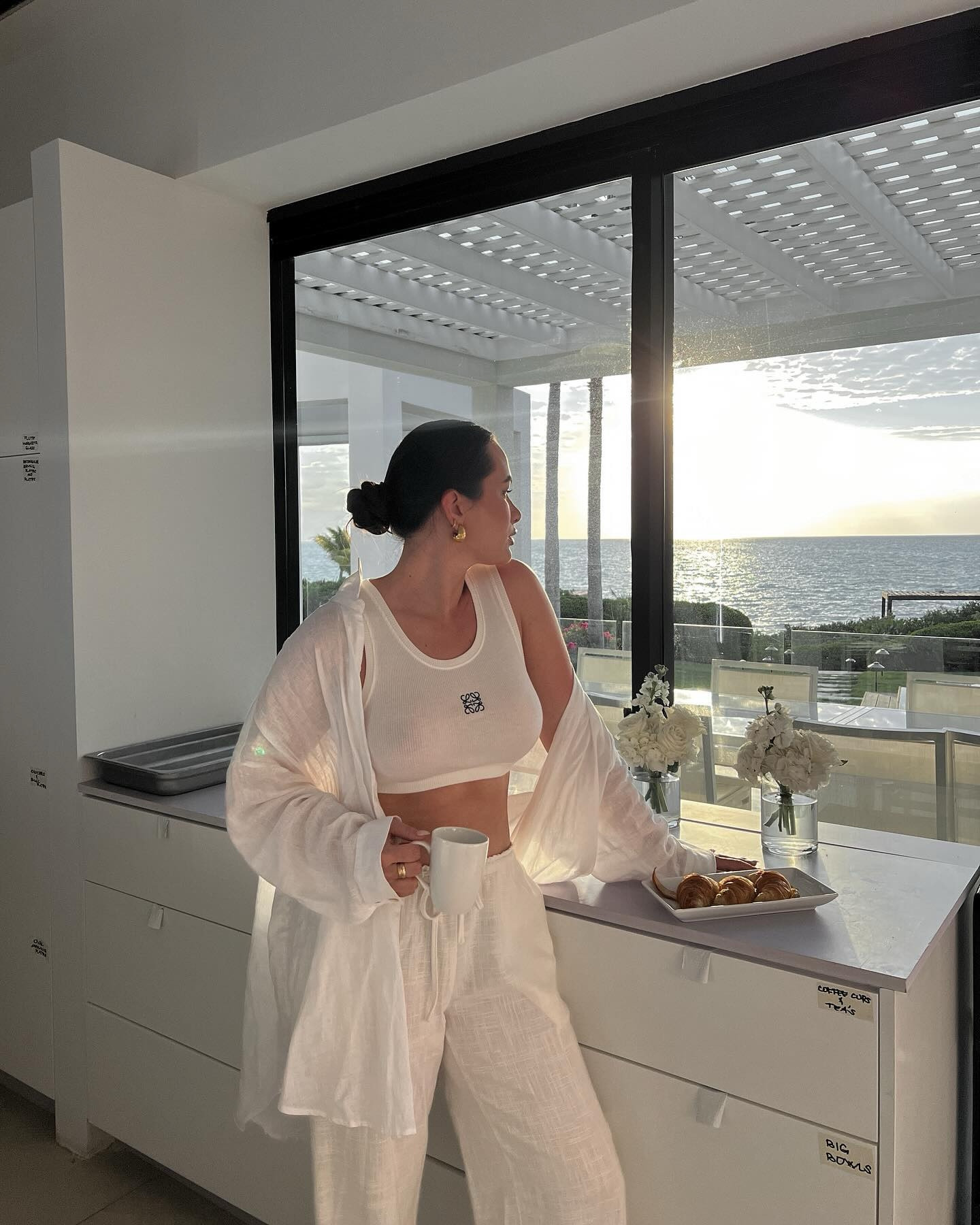 An ideal Sunday morning ☕️🥐🥥🤍

vacay outfit, cozy outfit, comfy vacay outfit, travel outfitt

#LTKTravel #LTKStyleTip #LTKWedding