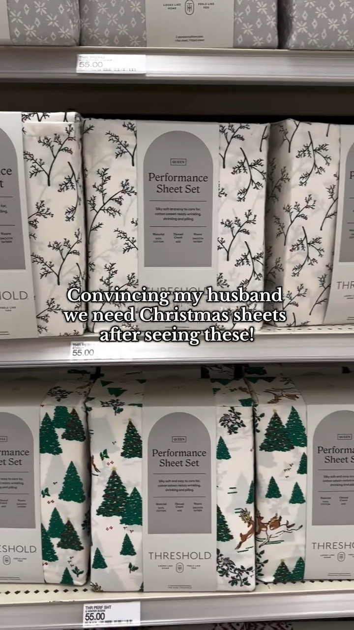 Holiday bedding is my new weakness 🎄✨
Linking the cutest Christmas sheet sets + blankets in my LTK so you can shop too! 
#targetfinds #christmasdecor #holidaybedding #cozyhome #ltkhome @target

#LTKHoliday #LTKHome #LTKSeasonal