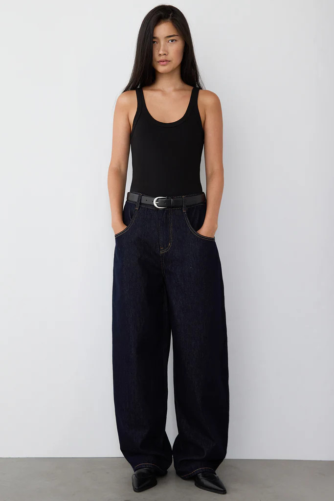 DARK BLUE WASH BARREL JEAN | OAK + FORT